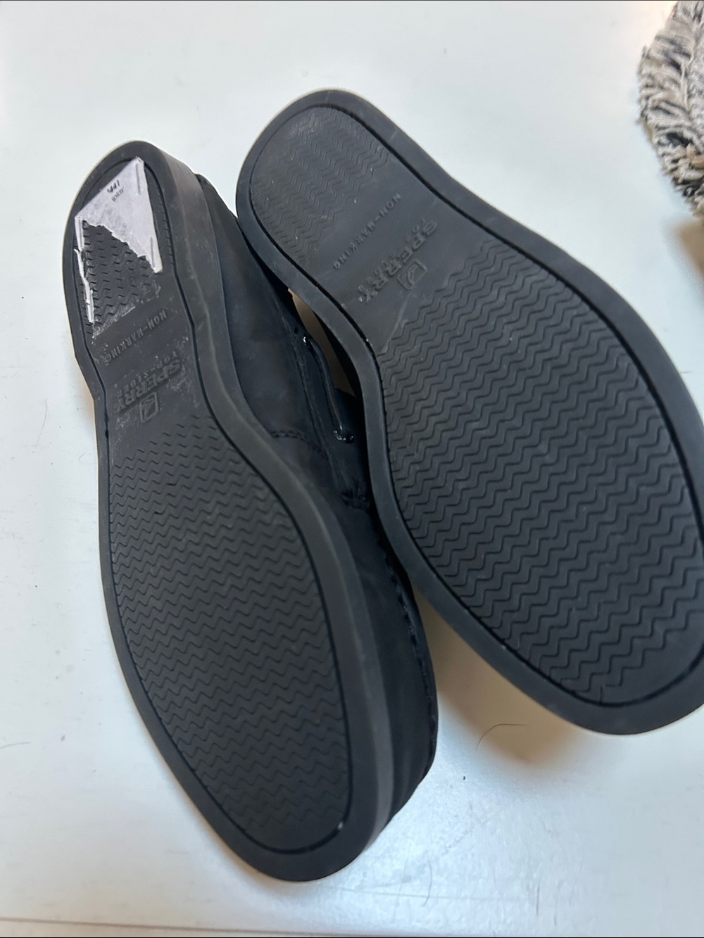 Sperry Boys black  Leather Boat Shoes with Laces - Picture 3 of 4